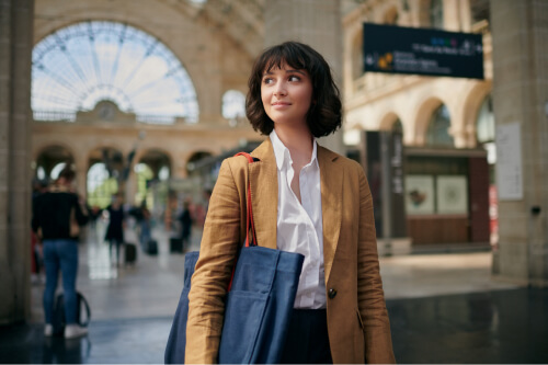 Chloé dans la gare